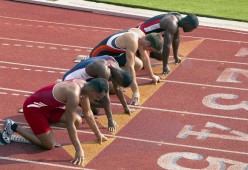 九游电脑版-_城市太空跑：在未来世界中飞跑_，太空城市,太美了